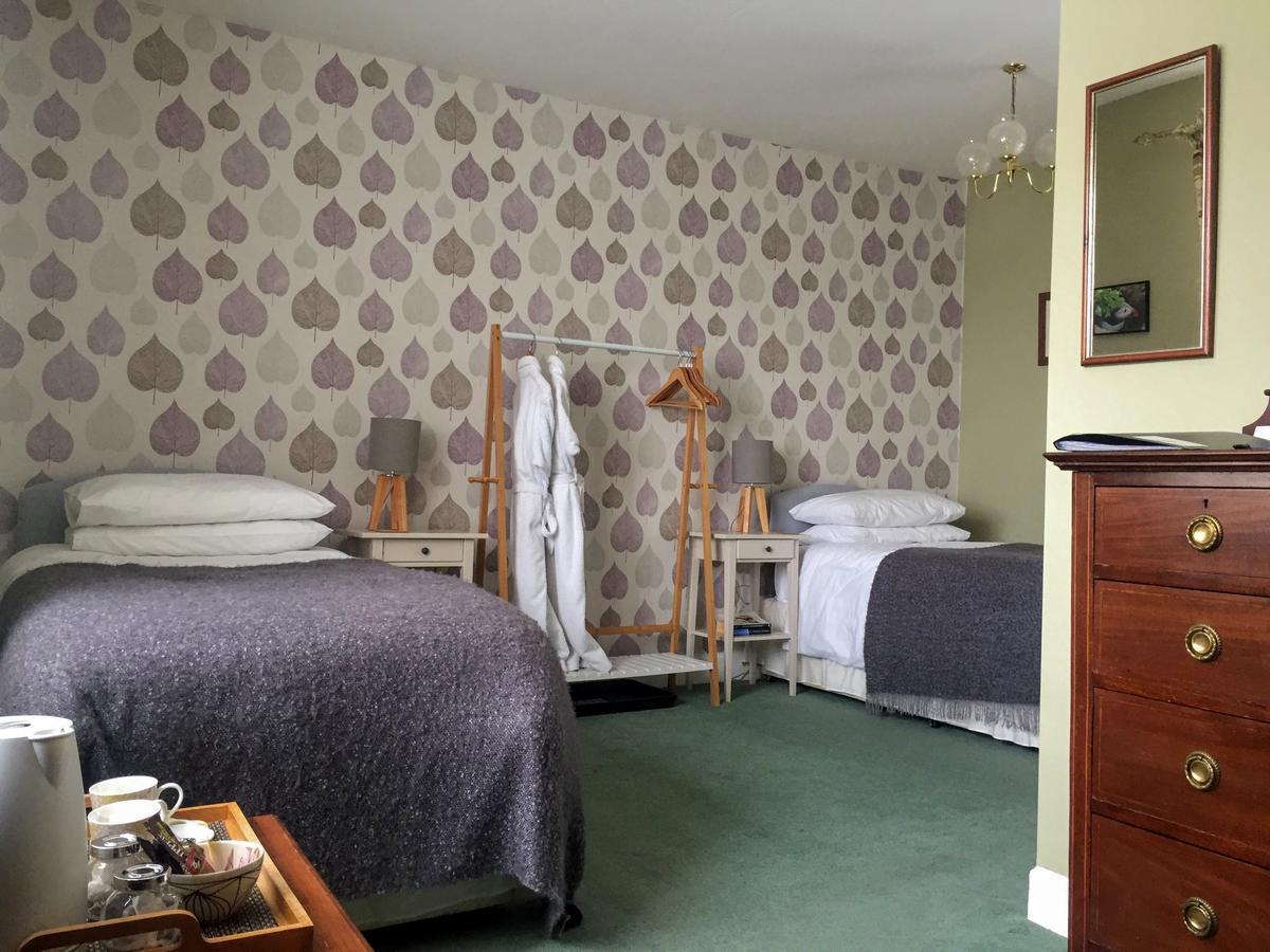 The Farmhouse Guesthouse Белфорд Экстерьер фото